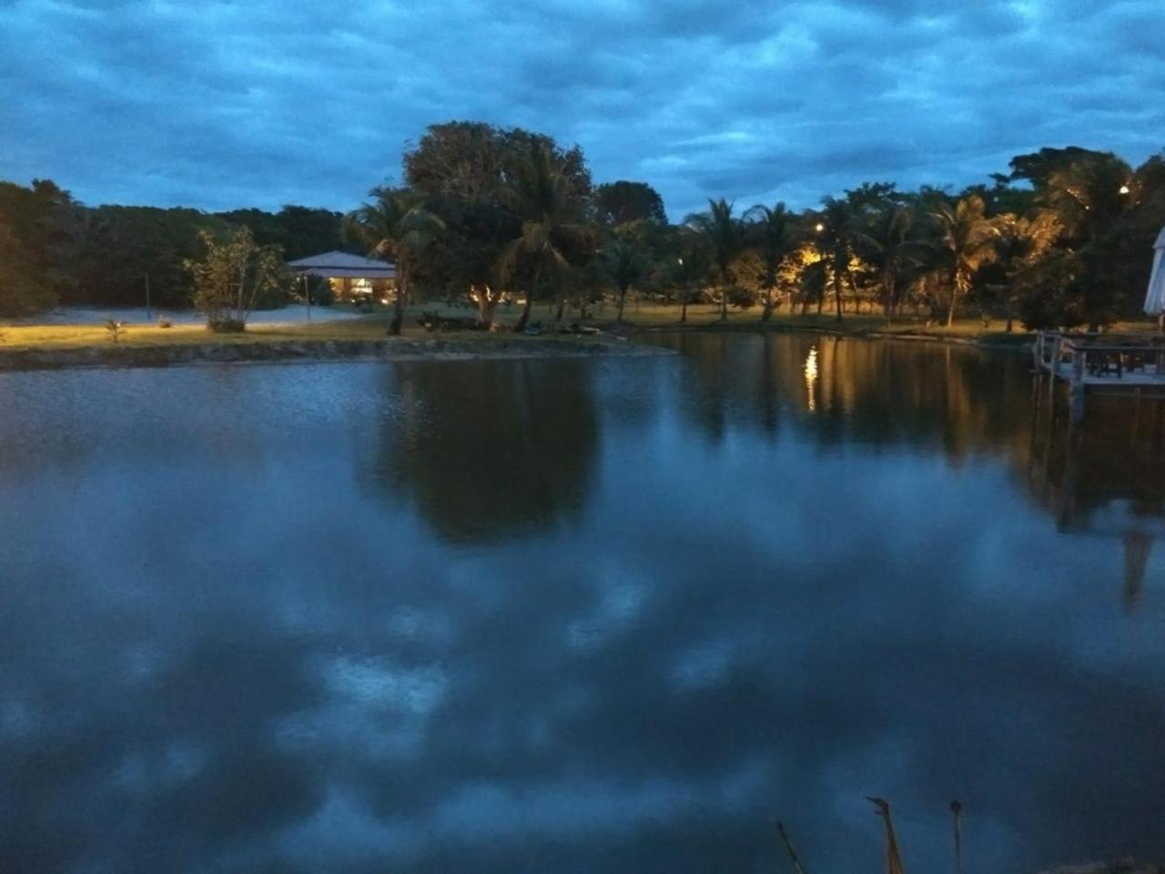 Residencial Lagoa Da Praia Alcobaça Екстериор снимка